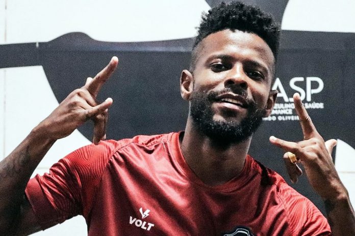 Erick Flores Erick Flores