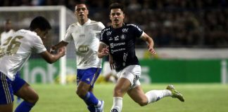 Azulinos festejam o rendimento físico Remo 2×1 Cruzeiro-MG (Leonan)