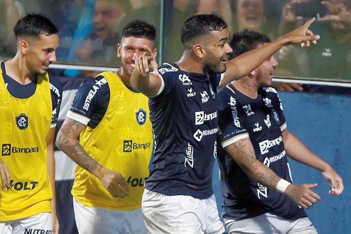 Remo 2×1 Vitória-BA (Brenner)