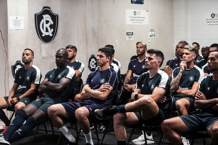 Jogadores se apresentam no Baenão Jogadores se apresentam no Baenão