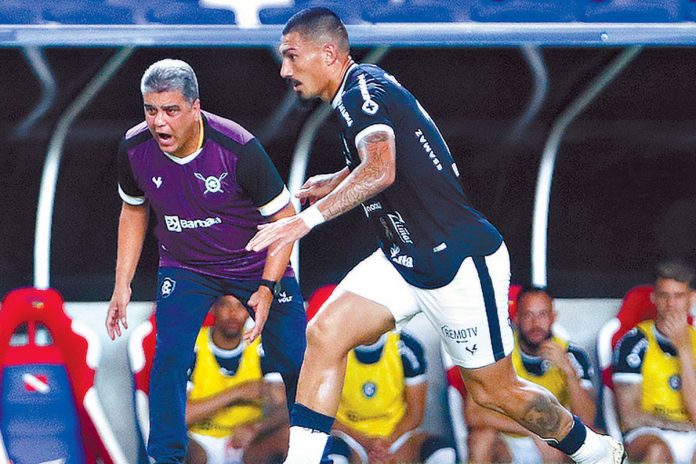 Remo 1×2 Botafogo-PB (Marcelo Cabo e Richard Franco) – Foto: Thiago Gomes (O Liberal) Remo 1×2 Botafogo-PB (Marcelo Cabo e Richard Franco) – Foto: Thiago Gomes (O Liberal)