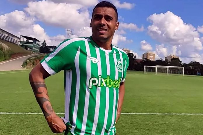 Elton – Foto: Reprodução (Juventude-RS)