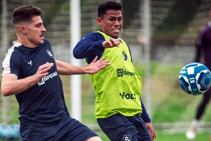 Leonan e Lucas Marques – Foto: Samara Miranda (Clube do Remo)