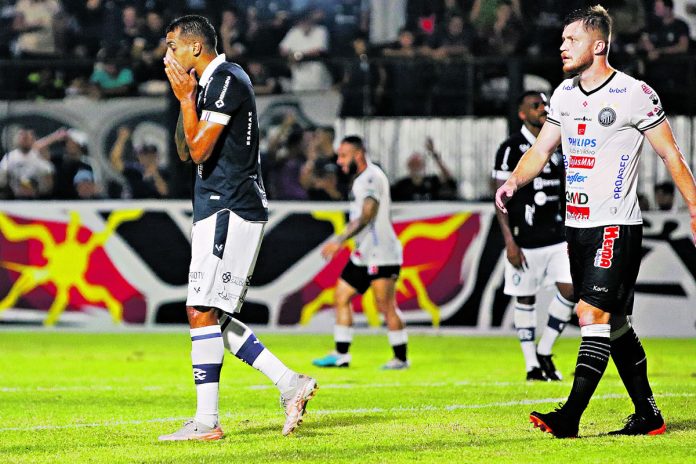 Remo 1×2 Operário-PR (Elton) – Foto: Wagner Santana (Diário do Pará)