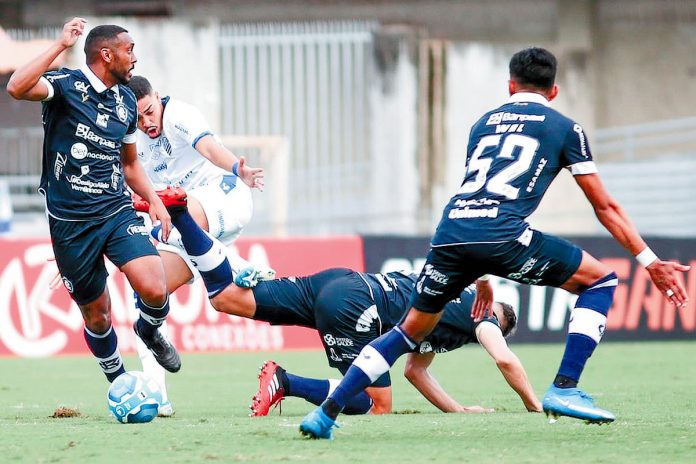 CSA-AL 0×0 Remo (Claudinei, Ícaro e Lucas Marques) – Foto: Ailton Cruz