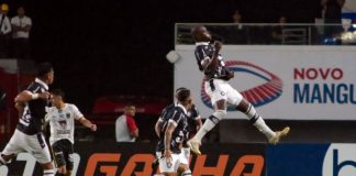 Remo 2×1 Volta Redonda-RJ (Diego Ivo) – Foto: Fernando Torres