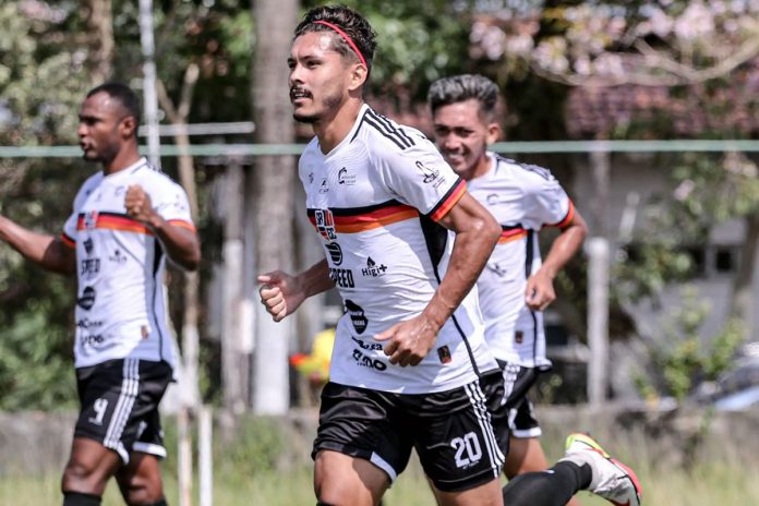 Adauto – Foto: Sílvio Garrido