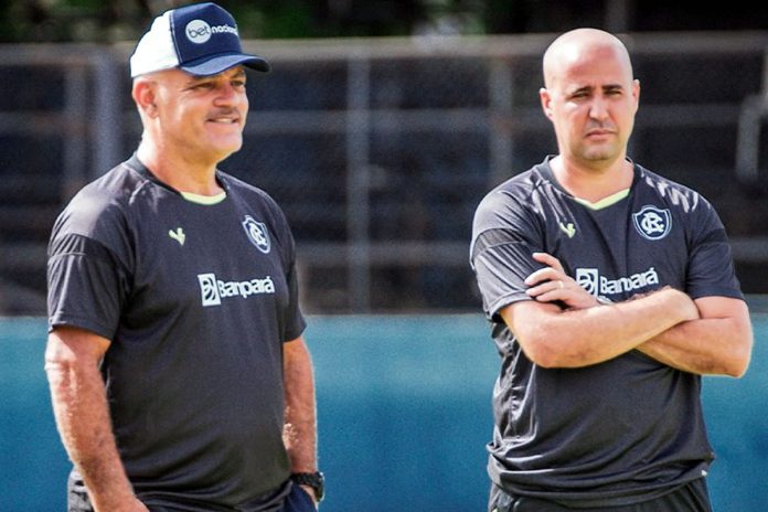 Agnaldo e Ricardo Catalá – Foto: Samara Miranda (Clube do Remo) Agnaldo e Ricardo Catalá – Foto: Samara Miranda (Clube do Remo)