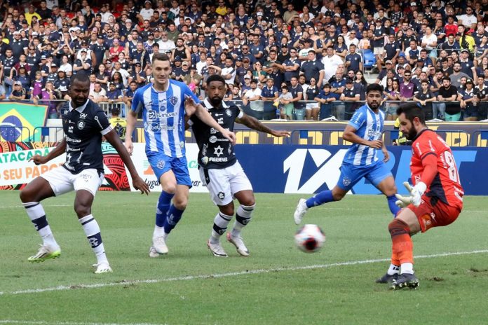 Paysandu 0×0 Remo (Reniê, Vidal e Marcelo Rangel) – Foto: Irene Almeida (Diário do Pará)