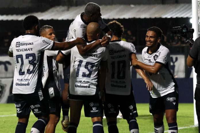 Tapajós 1×3 Remo (Vidal, Felipinho, Jaderson, Ytalo, Camilo e Marco Antônio) – Foto: Wagner Almeida (Diário do Pará)