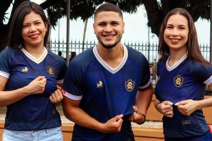 Camisa "Arrancada", da marca própria Rei – Foto: Divulgação (Clube do Remo)