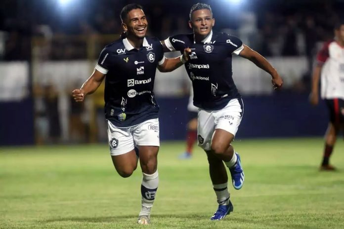 Remo 3×1 Trem-AP (Marco Antônio e Felipinho) – Foto: Thiago Gomes (O Liberal)