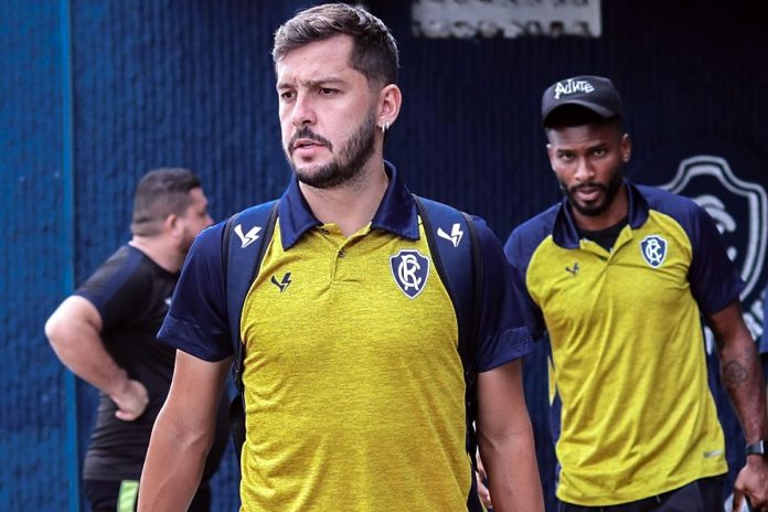 Giovanni Pavani e Ligger – Foto: Samara Miranda (Clube do Remo)