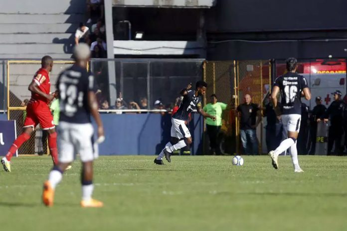 Remo 0×0 Tombense-MG (Jaderson, Ligger e Paulinho Curuá) – Foto: Thiago Gomes (O Liberal)