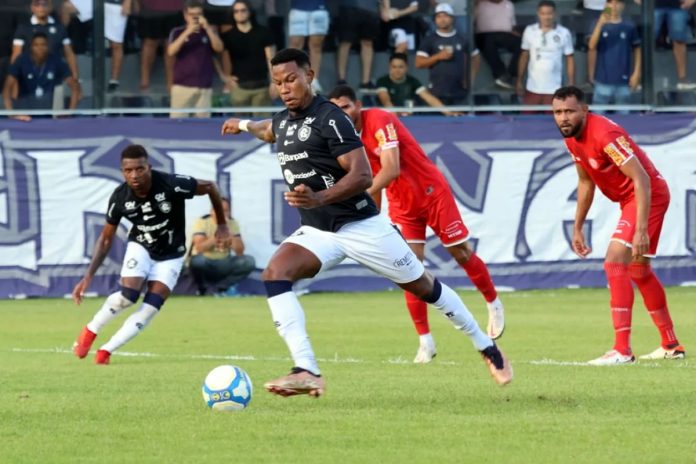 Remo 0×0 Tombense-MG (Ribamar) – Foto: Irene Almeida (Diário do Pará)