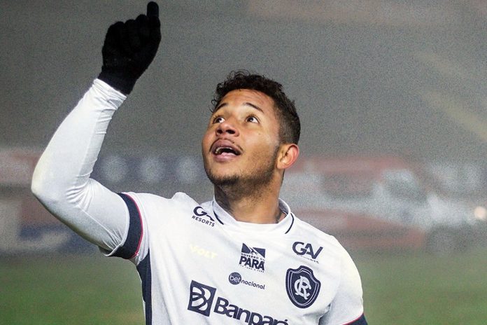 Caxias-RS 2×4 Remo (Ronald) – Foto: Samara Miranda (Clube do Remo) Caxias-RS 2×4 Remo (Ronald) – Foto: Samara Miranda (Clube do Remo)