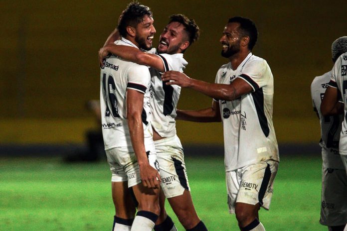 Ferroviária-SP 2×1 Remo (Paulinho Curuá, Giovanni Pavani e Rafael Castro) – Foto: Samara Miranda (Clube do Remo) Ferroviária-SP 2×1 Remo (Paulinho Curuá, Giovanni Pavani e Rafael Castro) – Foto: Samara Miranda (Clube do Remo)