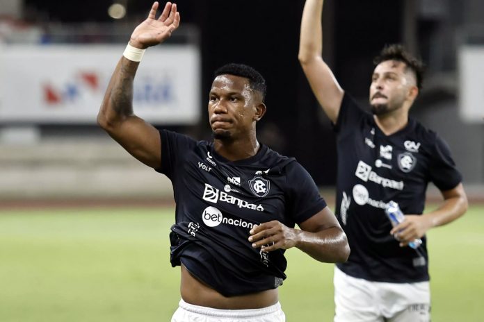 Remo 2×1 CSA-AL (Ribamar e Giovanni Pavani) – Foto: Thiago Gomes (O Liberal) Remo 2×1 CSA-AL (Ribamar e Giovanni Pavani) – Foto: Thiago Gomes (O Liberal)