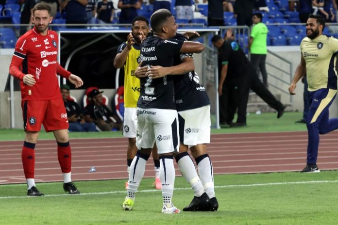 Remo 2×1 Botafogo-PB (Léo Lang, Vidal, Diogo Batista e Ytalo) – Foto: Mauro Ângelo (Diário do Pará)
