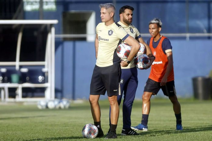 Rodrigo Santana e Neto Pajolla – Foto: Carmem Helena (O Liberal) Rodrigo Santana e Neto Pajolla – Foto: Carmem Helena (O Liberal)