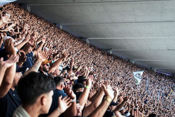Fenômeno Azul no Mangueirão – Foto: Felipe Sacramento (Clube do Remo)