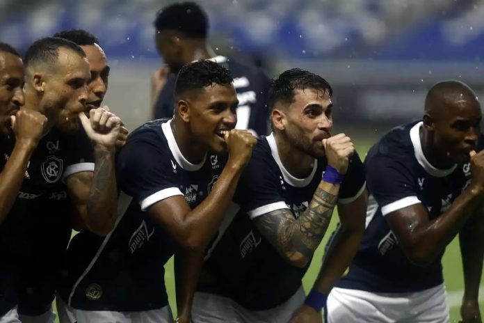 Remo 1×0 Santa Rosa (Rafael Castro, Pedro Castro, Dodô, Pedro Rocha, Felipe Vizeu e Adailton) – Foto: Igor Mota (O Liberal)