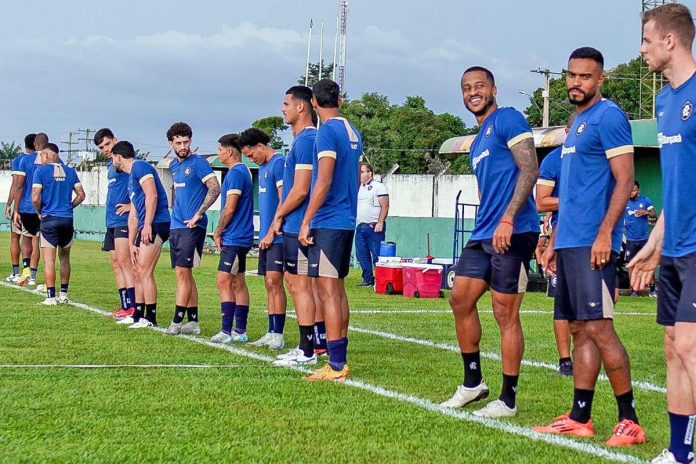 Jogadores remistas realizam atividade física – Foto: Samara Miranda (Clube do Remo) Jogadores remistas realizam atividade física – Foto: Samara Miranda (Clube do Remo)