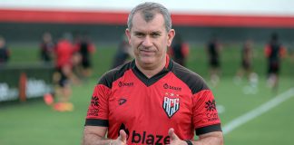 Sem técnico, Atlético-GO espera contratar substituto antes do jogo contra o Remo Cláudio Tencati – Foto: Bruno Corsino (Atlético-GO)