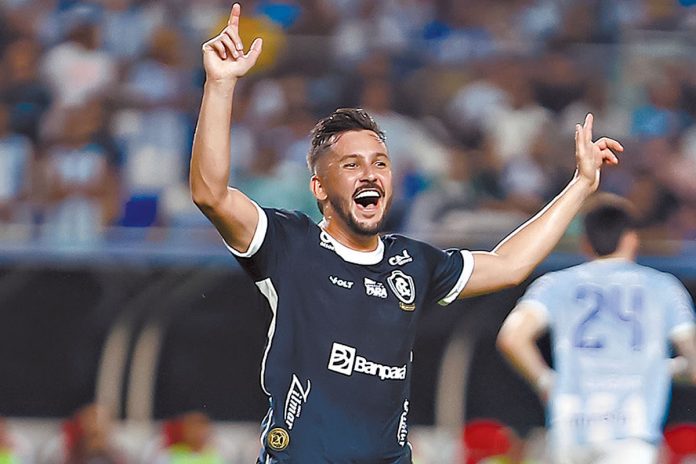 Paysandu 2×3 Remo (Giovanni Pavani) – Foto: Cristino Martins (O Liberal)