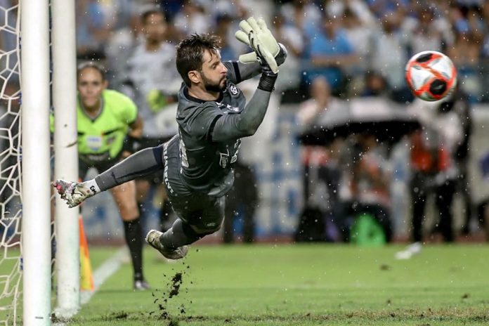 Remo 0×1 Paysandu, nos pênaltis: 6×5 (Marcelo Rangel) – Foto: Silvio Garrido