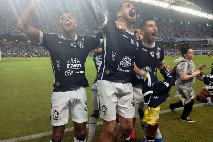 Remo 0×1 Paysandu, nos pênaltis: 6×5 (Pedro Rocha, Felipe Vizeu e Ivan Alvariño) – Foto: Lucas Neves