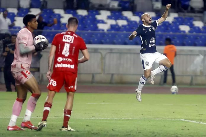 Remo 2×0 Vila Nova-GO (Régis) – Foto: Igor Mota (O Liberal)