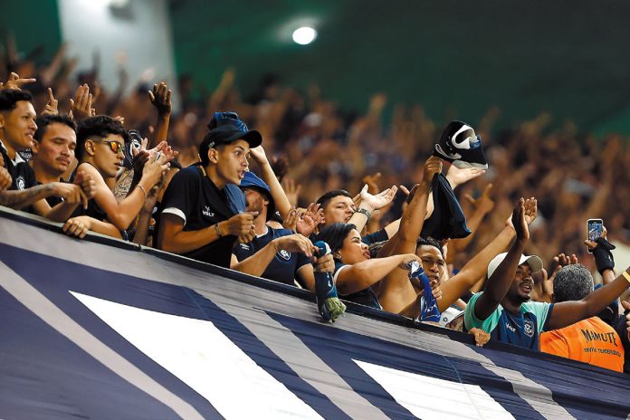 Fenômeno Azul no Mangueirão – Foto: Cristino Martins (O Liberal)