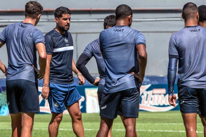 António Oliveira – Foto: Samara Miranda (Clube do Remo)