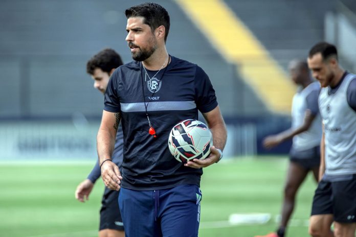 António Oliveira – Foto: Samara Miranda (Clube do Remo)