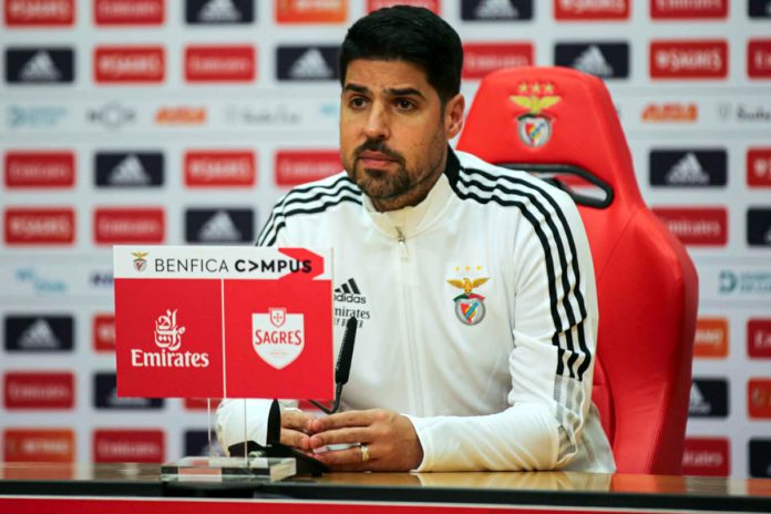 António Oliveira – Foto: Divulgação (Benfica-POR)