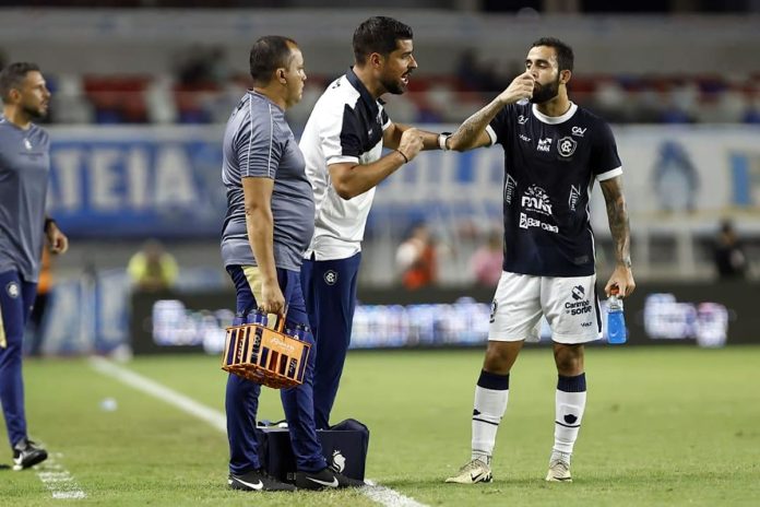 Remo 0×1 Paysandu (António Oliveira e Marcelinho) – Foto: Igor Mota (O Liberal)