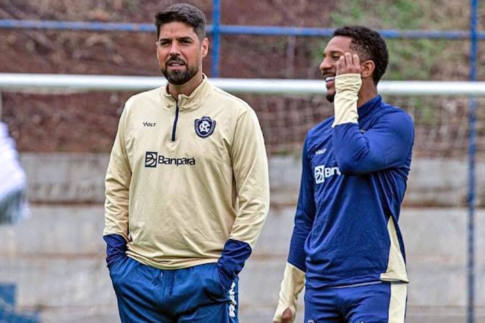 António Oliveira e Matheus Davó – Foto: Samara Miranda (Clube do Remo) António Oliveira e Matheus Davó – Foto: Samara Miranda (Clube do Remo)