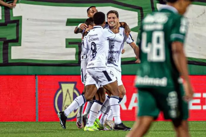 Chapecoense-SC 1×1 Remo (Luan Martins) – Foto: Samara Miranda (Clube do Remo) Chapecoense-SC 1×1 Remo (Luan Martins) – Foto: Samara Miranda (Clube do Remo)
