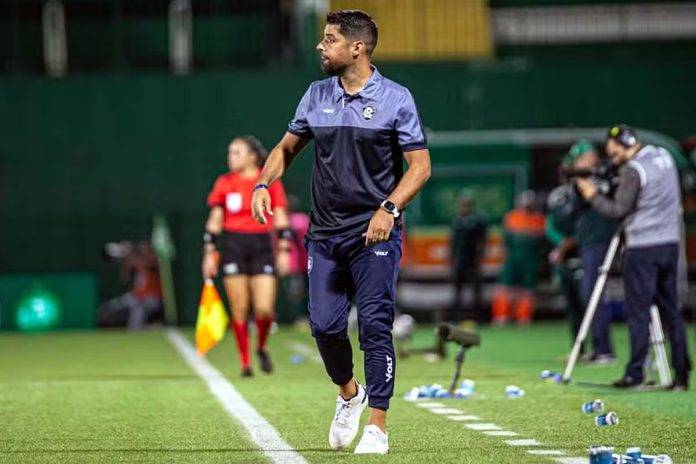 Chapecoense-SC 1×1 Remo (António Oliveira) – Foto: Samara Miranda (Clube do Remo) Chapecoense-SC 1×1 Remo (António Oliveira) – Foto: Samara Miranda (Clube do Remo)