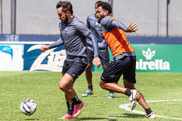 Giovanni Pavani e Caio Vinícius – Foto: Samara Miranda (Clube do Remo)