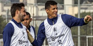 Giovanni Pavani e Camutanga – Foto: Samara Miranda (Clube do Remo)