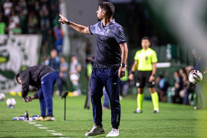 Goiás-GO 1×1 Remo (António Oliveira) – Foto: Samara Miranda (Clube do Remo) Goiás-GO 1×1 Remo (António Oliveira) – Foto: Samara Miranda (Clube do Remo)