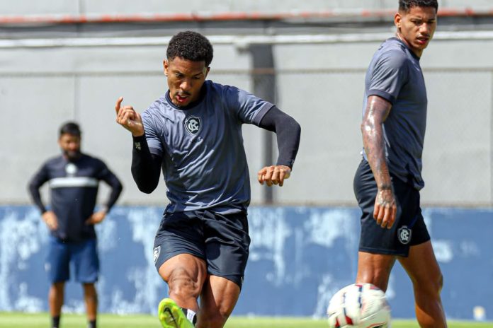 Matheus Davó e Marrony – Foto: Samara Miranda (Clube do Remo) Matheus Davó e Marrony – Foto: Samara Miranda (Clube do Remo)