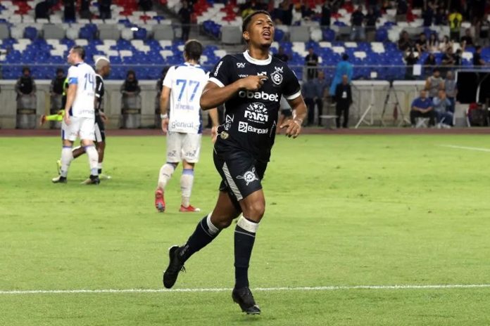 Remo 2×1 Avaí-SC (Matheus Davó) – Foto: Mauro Ângelo (Diário do Pará) Remo 2×1 Avaí-SC (Matheus Davó) – Foto: Mauro Ângelo (Diário do Pará)