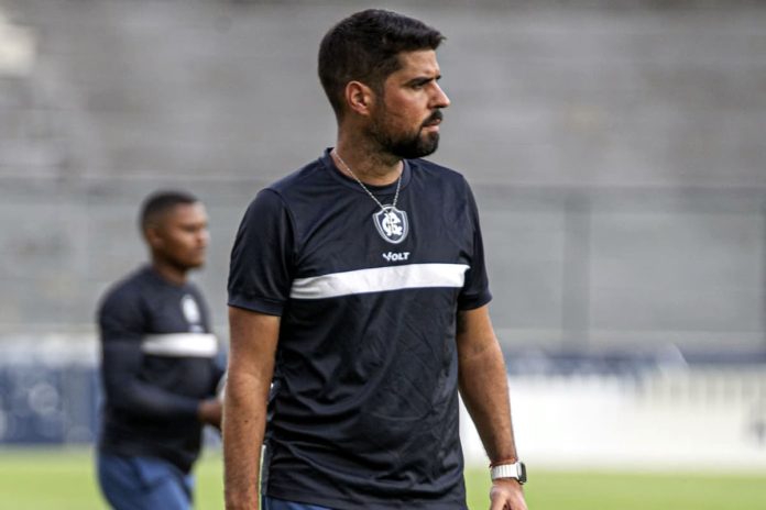 António Oliveira – Foto: Samara Miranda (Clube do Remo)