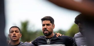 Pedro Rocha, António Oliveira e Caio Vinícius – Foto: Samara Miranda (Clube do Remo)