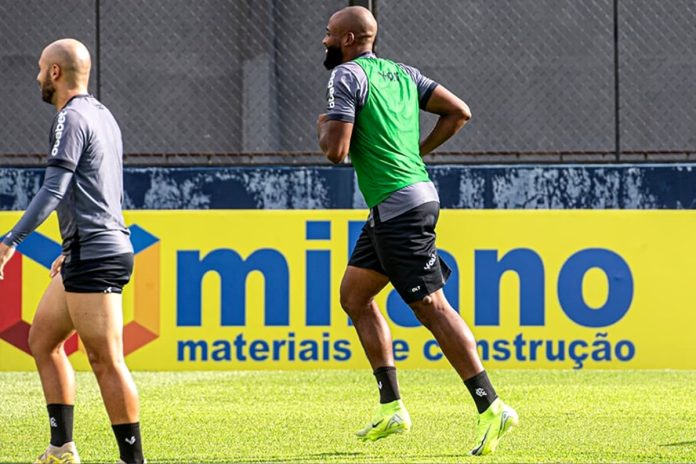 Régis e Reynaldo – Foto: Samara Miranda (Clube do Remo) Régis e Reynaldo – Foto: Samara Miranda (Clube do Remo)