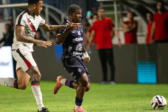 Remo 0×1 Atlético-GO (Jaderson) – Foto: Samara Miranda (Clube do Remo)