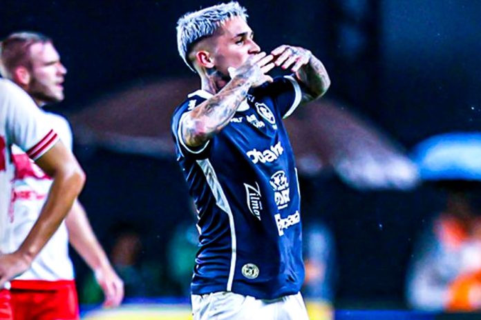 Remo 4×2 CRB-AL (Diego Hernandez) – Foto: Fernando Torres